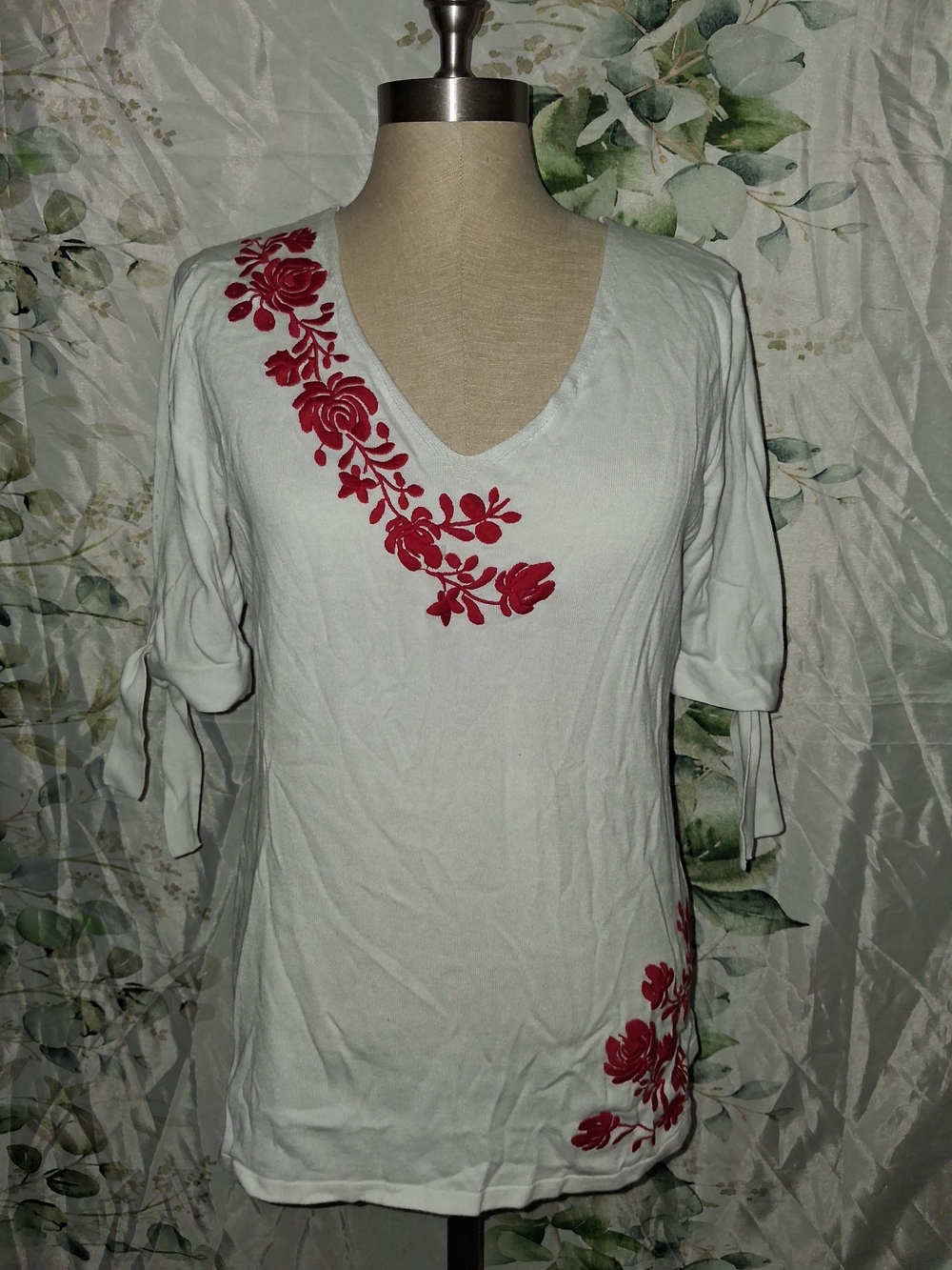 5For$12 V-Neck Top with Red Floral Embroidery